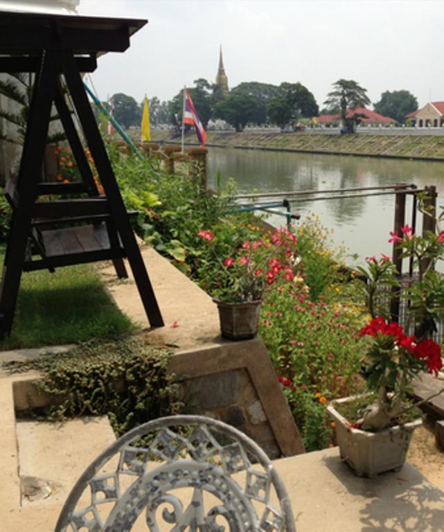 Ayothaya Riverside House Ayutthaya Eksteriør billede