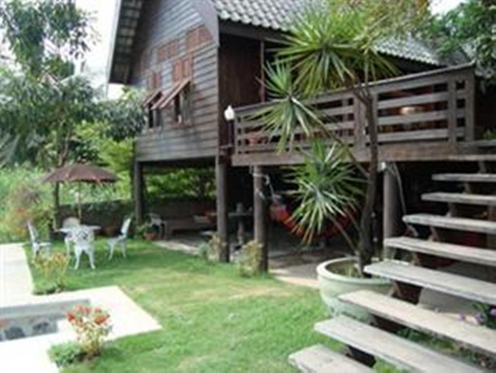 Ayothaya Riverside House Ayutthaya Værelse billede